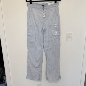 American Eagle NWT Super High Rise Baggy Wide Leg Cargo Pant Blue - Size 4 Long